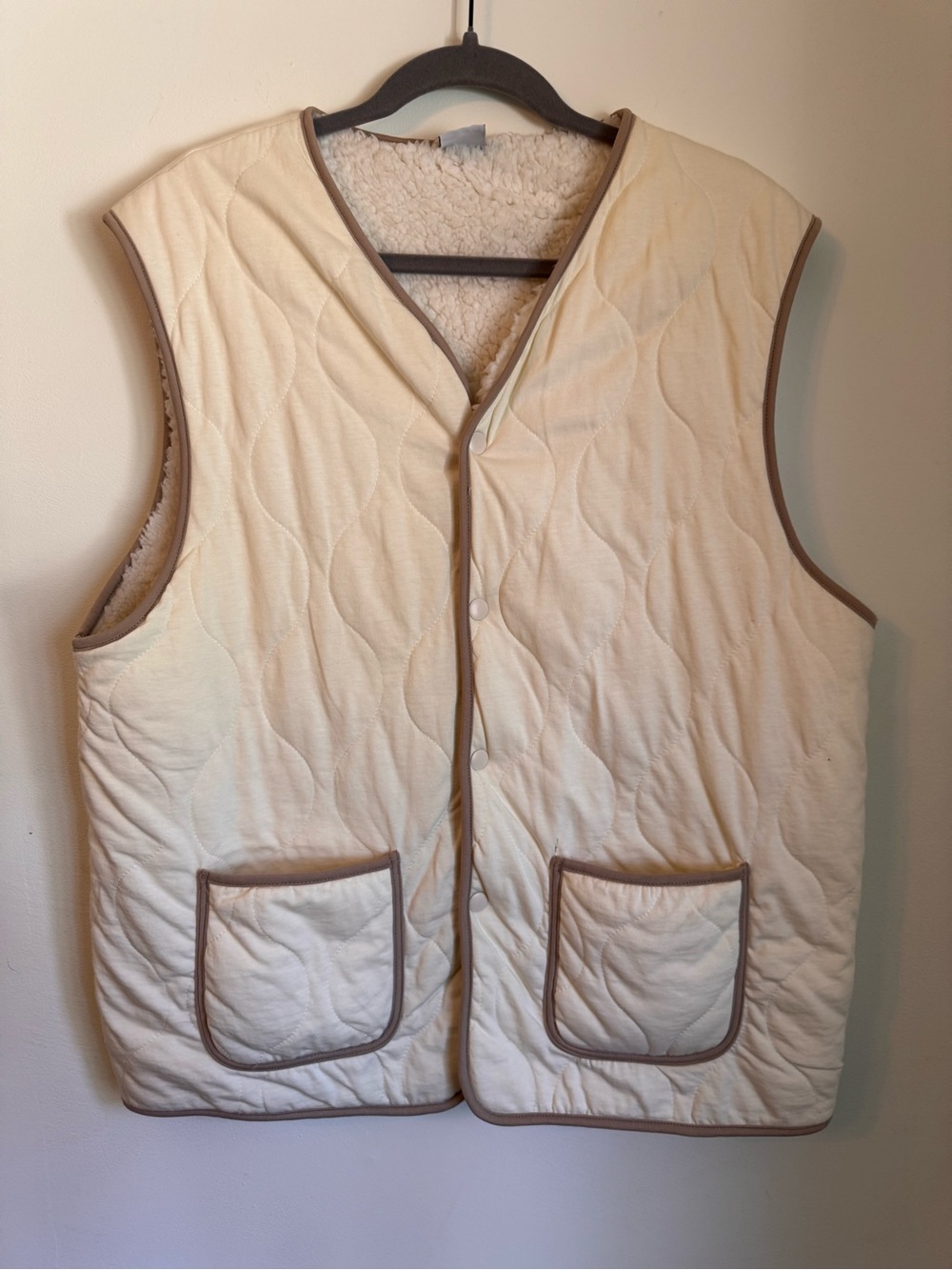 Zara Cream Quilted Sherpa-Lined Vest with Taupe Trim - Size XL